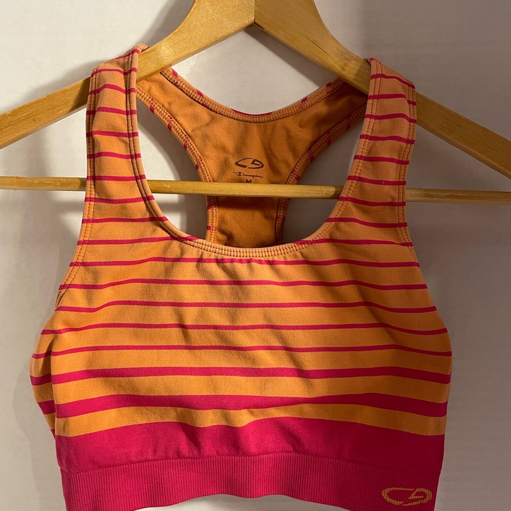 Champion sports bra size medium
